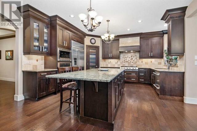 145 Aspen Glen Place Sw, House detached with 5 bedrooms, 4 bathrooms and 5 parking in Calgary AB | Image 8