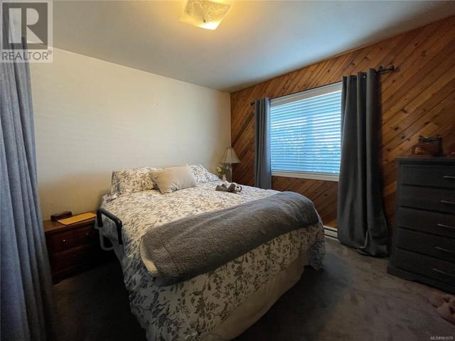 1875 Broughton Blvd, House detached with 3 bedrooms, 1 bathrooms and 3 parking in Port McNeill BC | Image 11