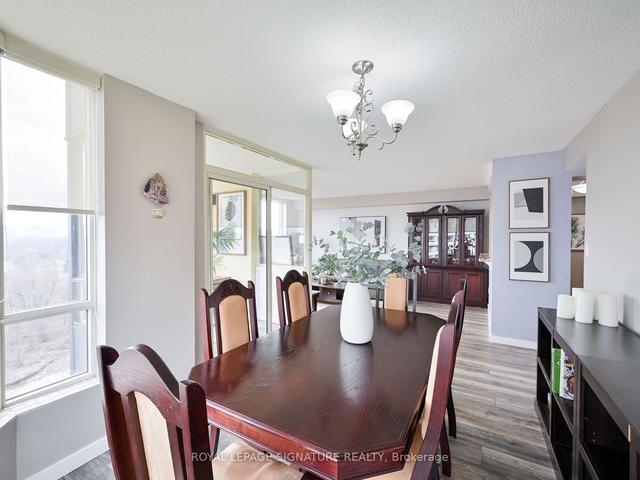 703 - 1 Hickory Tree Rd, Condo with 2 bedrooms, 2 bathrooms and 2 parking in Toronto ON | Image 4