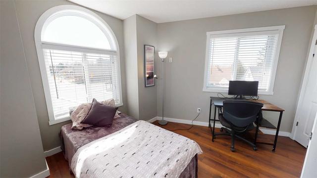 b - 489 East Ave, Townhouse with 2 bedrooms, 2 bathrooms and 1 parking in Kitchener ON | Image 21