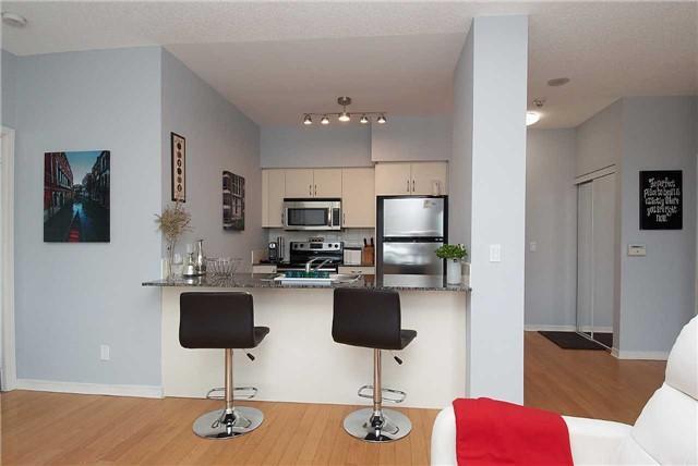 Lph2 - 15 Legion Rd, Condo with 2 bedrooms, 2 bathrooms and 1 parking in Toronto ON | Image 7