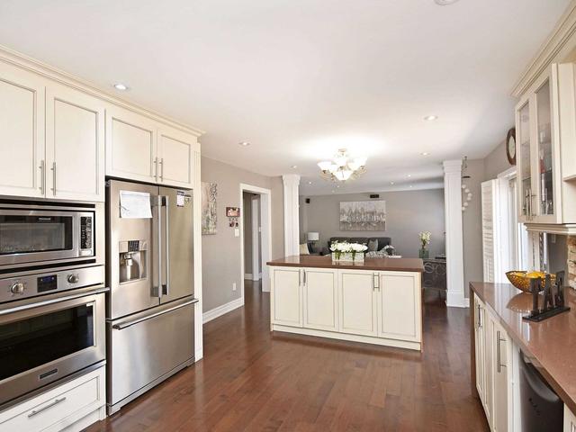 9 Heartleaf Cres, House detached with 4 bedrooms, 5 bathrooms and 6 parking in Brampton ON | Image 11