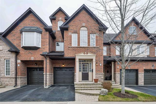 9 - 300 Ravineview Way, Townhouse with 4 bedrooms, 3 bathrooms and 1 parking in Oakville ON | Image 1