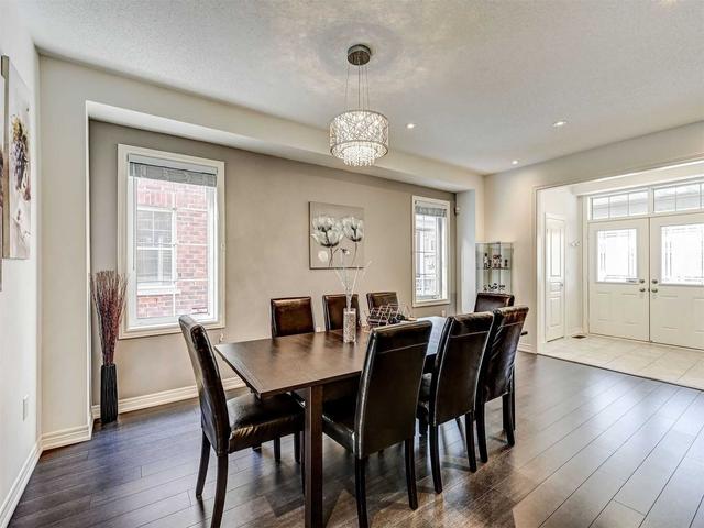 520 Terrace Way, House attached with 3 bedrooms, 3 bathrooms and 2 parking in Oakville ON | Image 19