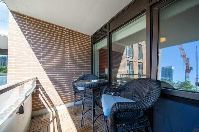506 - 400 Wellington St W, Condo with 2 bedrooms, 2 bathrooms and 1 parking in Toronto ON | Image 18