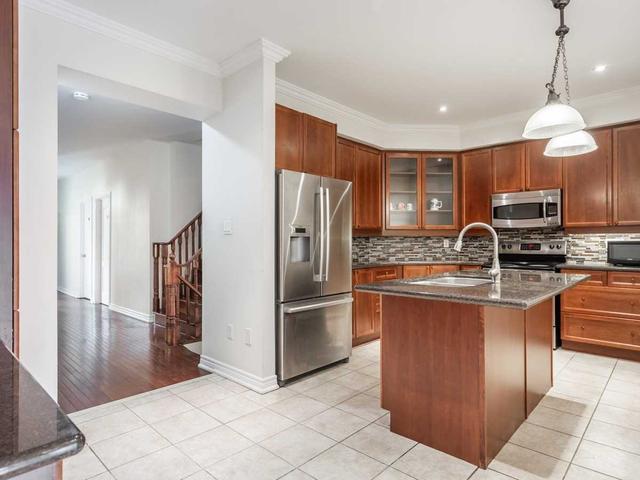 35 Delabo Dr, House detached with 6 bedrooms, 5 bathrooms and 2 parking in Toronto ON | Image 23
