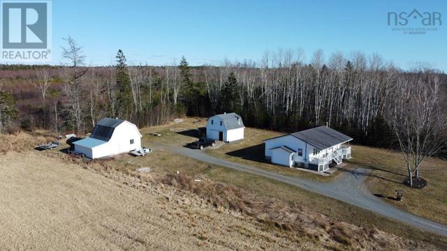 502 Lake Road, House detached with 2 bedrooms, 2 bathrooms and null parking in East Hants NS | Image 2