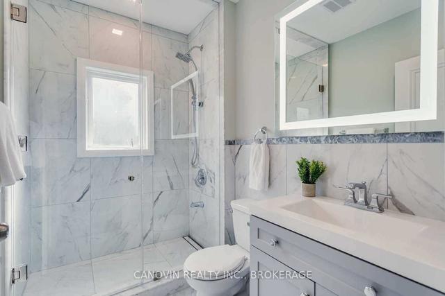 70 Standish Ave, House detached with 4 bedrooms, 4 bathrooms and 4 parking in Toronto ON | Image 21