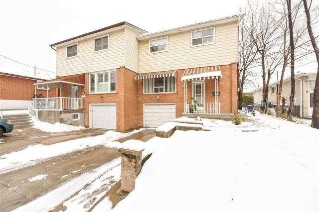 7163 Darcel Ave, House semidetached with 4 bedrooms, 3 bathrooms and 4 parking in Mississauga ON | Image 16