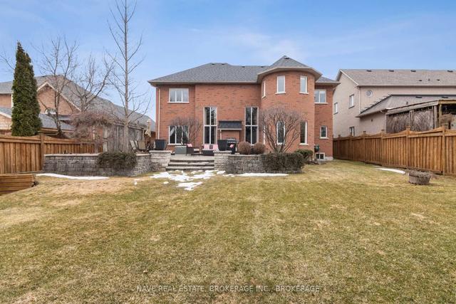 1069 Far North Circ E, House detached with 4 bedrooms, 4 bathrooms and 6 parking in Newmarket ON | Image 35
