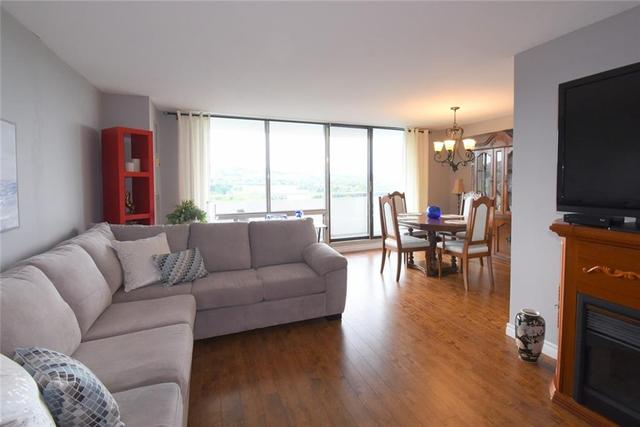 1610 - 2055 Upper Middle Road, Condo with 2 bedrooms, 1 bathrooms and 1 parking in Burlington ON | Image 8
