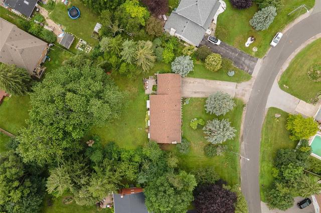 7 Parkwood Dr, House detached with 3 bedrooms, 1 bathrooms and 8 parking in Cobourg ON | Image 18