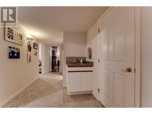 11 - 2550 Golf Course Drive, House attached with 4 bedrooms, 3 bathrooms and 4 parking in Columbia Shuswap C BC | Image 25
