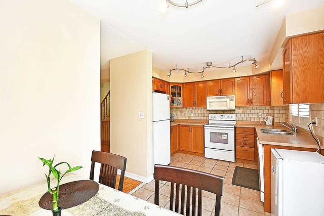 38 - 80 Acorn Pl, Townhouse with 3 bedrooms, 3 bathrooms and 2 parking in Mississauga ON | Image 22