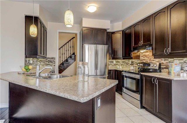 1704 Kalmar Ave, House detached with 4 bedrooms, 5 bathrooms and 2 parking in Pickering ON | Image 7