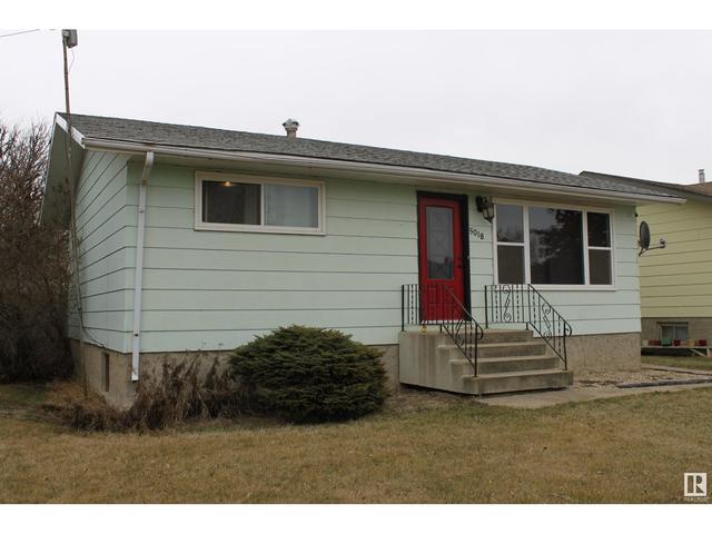 5018 52 Ave, House detached with 3 bedrooms, 1 bathrooms and null parking in Mundare AB | Image 2