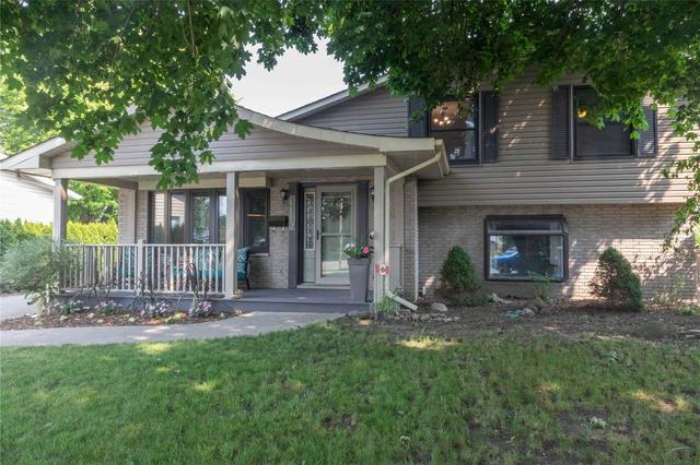 1119 Arlington Crt, House detached with 4 bedrooms, 4 bathrooms and 6 parking in Sarnia ON | Image 12