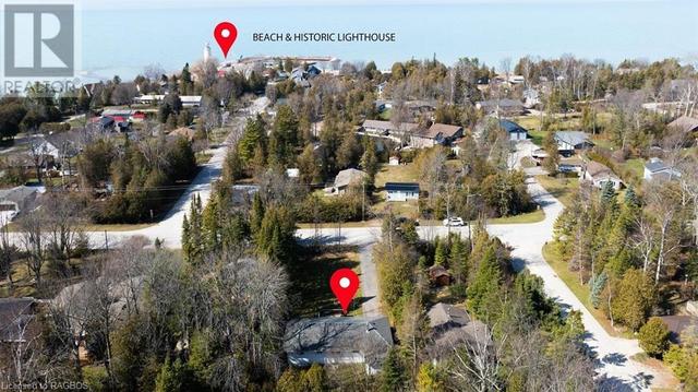262 Huron Road, House detached with 3 bedrooms, 1 bathrooms and 4 parking in Huron Kinloss ON | Image 2