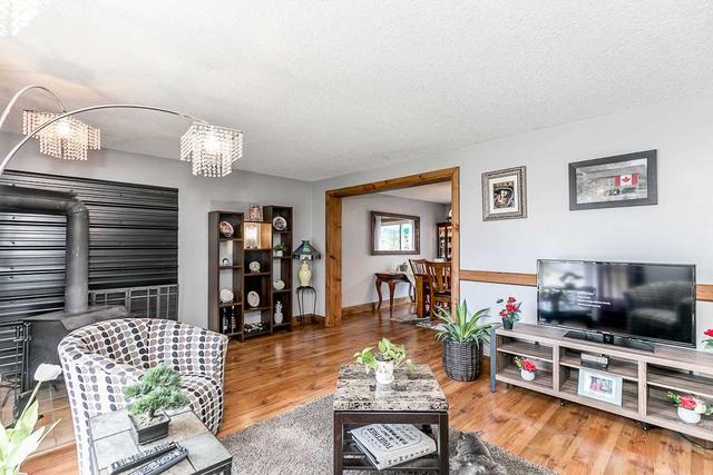 1 English Rd, House detached with 3 bedrooms, 2 bathrooms and 5 parking in Kawartha Lakes ON | Image 36