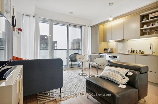 3702 - 101 Peter St, Condo with 0 bedrooms, 1 bathrooms and 0 parking in Toronto ON | Image 1