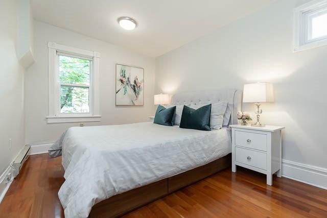 53 Spruce St, House attached with 2 bedrooms, 1 bathrooms and null parking in Toronto ON | Image 14