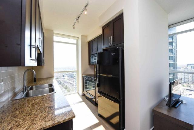 2507 - 4070 Confederation Pkwy, Condo with 2 bedrooms, 2 bathrooms and 1 parking in Mississauga ON | Image 6