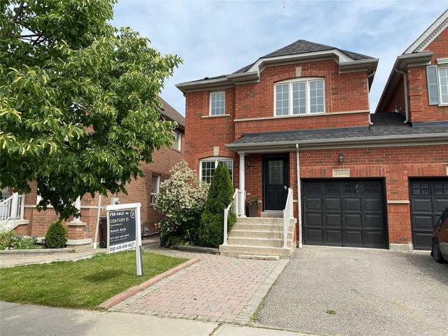 3506 Stonecutter Cres, House semidetached with 4 bedrooms, 4 bathrooms and 3 parking in Mississauga ON | Image 1