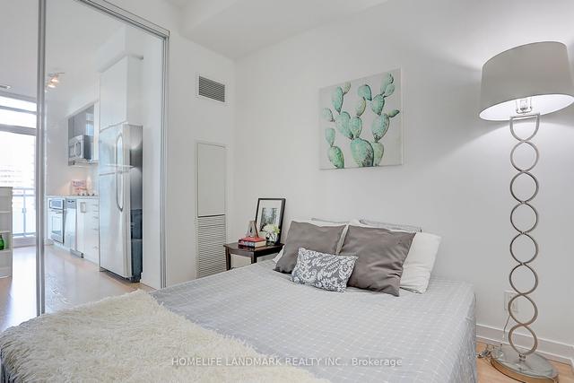 709 - 98 Lillian St, Condo with 1 bedrooms, 1 bathrooms and 0 parking in Toronto ON | Image 9