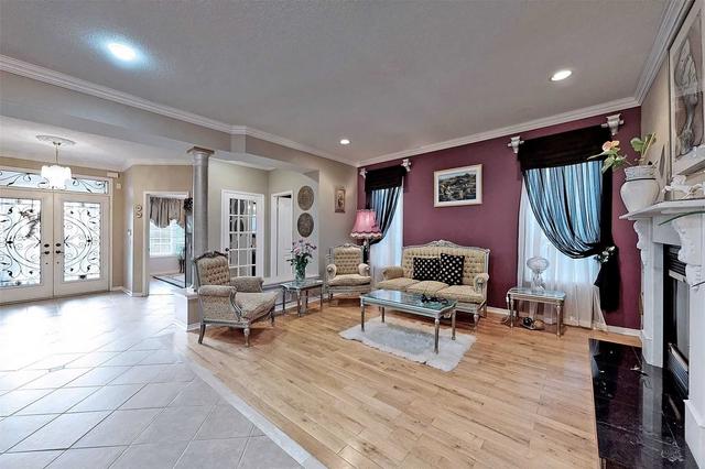 131 Rouge Bank Dr, House detached with 4 bedrooms, 6 bathrooms and 4 parking in Markham ON | Image 39