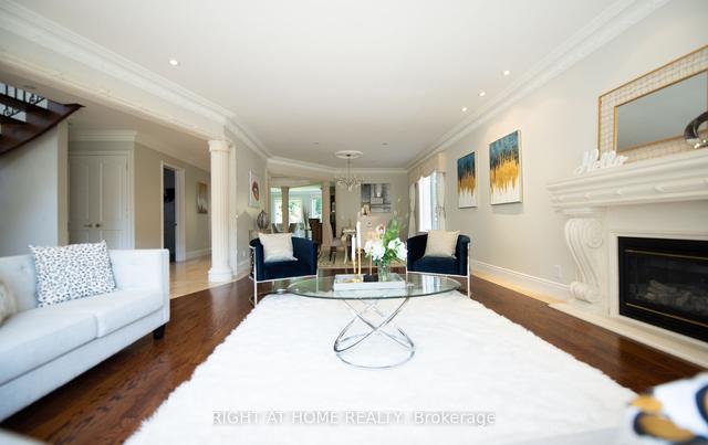 162 Elmwood Ave, House detached with 4 bedrooms, 6 bathrooms and 6 parking in Toronto ON | Image 23