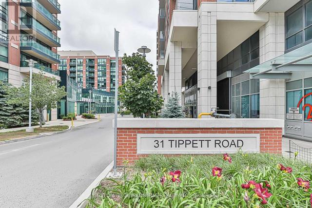 649-31 Tippett Rd, Toronto, ON, M3H0C8 | Card Image