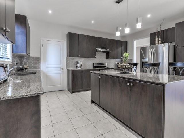 67 Kalmia Rd, House detached with 5 bedrooms, 4 bathrooms and 2 parking in Brampton ON | Image 11