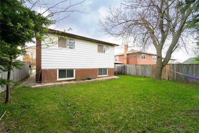 236 Vodden St E, House detached with 3 bedrooms, 3 bathrooms and 4 parking in Brampton ON | Image 28