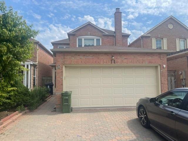 11 Duxbury Dr, House detached with 4 bedrooms, 4 bathrooms and 4 parking in Toronto ON | Image 1