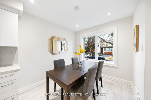 71 Centre Ave, House detached with 3 bedrooms, 2 bathrooms and 6 parking in Toronto ON | Image 3