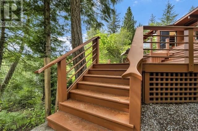 4024 Winchester Rd, House detached with 4 bedrooms, 4 bathrooms and 10 parking in North Cowichan BC | Image 35
