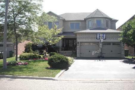 7 Amberdale Crt, House detached with 4 bedrooms, 4 bathrooms and 4 parking in Caledon ON | Image 1