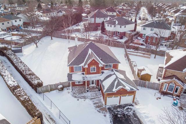 6 Snowden Crt, House detached with 4 bedrooms, 4 bathrooms and 6 parking in Clarington ON | Image 12
