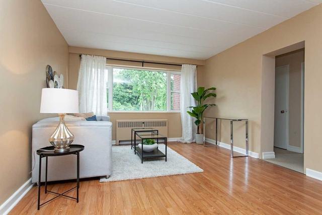 7 - 2422 New St, Condo with 2 bedrooms, 1 bathrooms and 1 parking in Burlington ON | Image 8