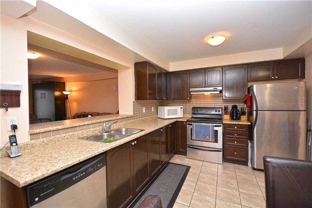 5 - 3335 Thomas St, Townhouse with 2 bedrooms, 2 bathrooms and 1 parking in Mississauga ON | Image 9