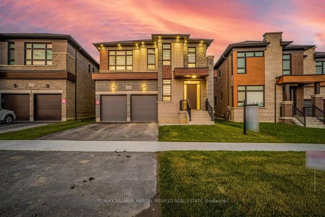 135 Ballantyne Blvd E, House detached with 5 bedrooms, 6 bathrooms and 4 parking in Vaughan ON | Image 1