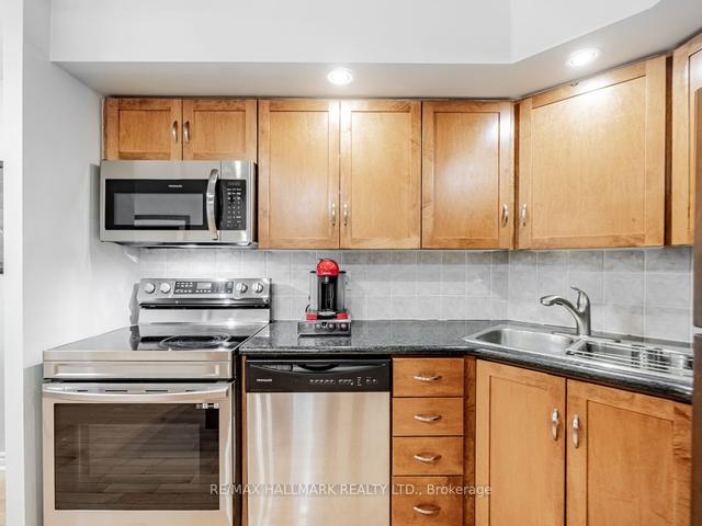 544 - 250 Wellington St W, Condo with 1 bedrooms, 1 bathrooms and 0 parking in Toronto ON | Image 13