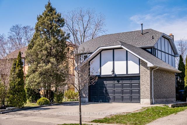 937 Chippenham Dr, House detached with 3 bedrooms, 4 bathrooms and 5 parking in Mississauga ON | Image 12