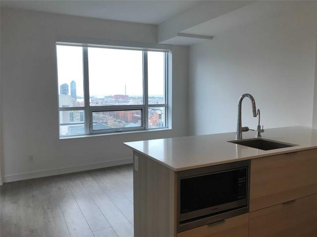 1807 - 88 Scott St, Condo with 1 bedrooms, 1 bathrooms and 0 parking in Toronto ON | Image 4
