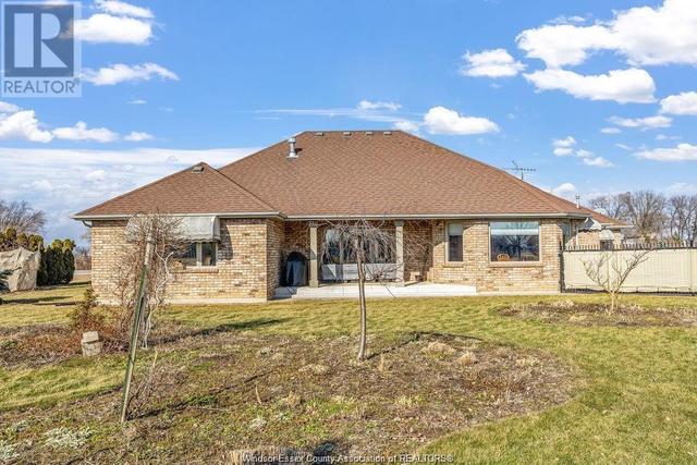 404 County Road 2, House detached with 3 bedrooms, 2 bathrooms and null parking in Lakeshore ON | Image 31