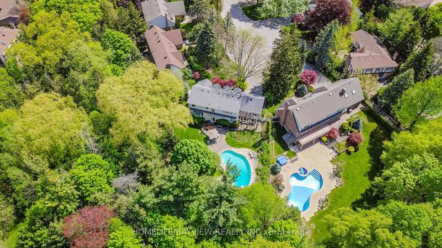 28 Sixpenny Crt, House detached with 4 bedrooms, 4 bathrooms and 6 parking in Markham ON | Image 2