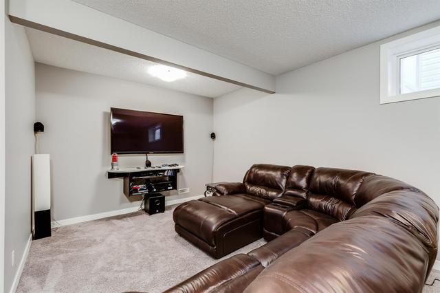 127 Hillcrest Circle Sw, House detached with 4 bedrooms, 3 bathrooms and 4 parking in Calgary AB | Image 30