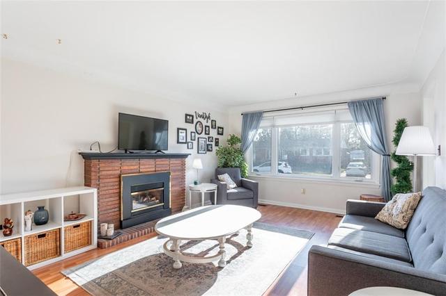 67 Second Street N, House detached with 3 bedrooms, 1 bathrooms and 3 parking in Hamilton ON | Image 8