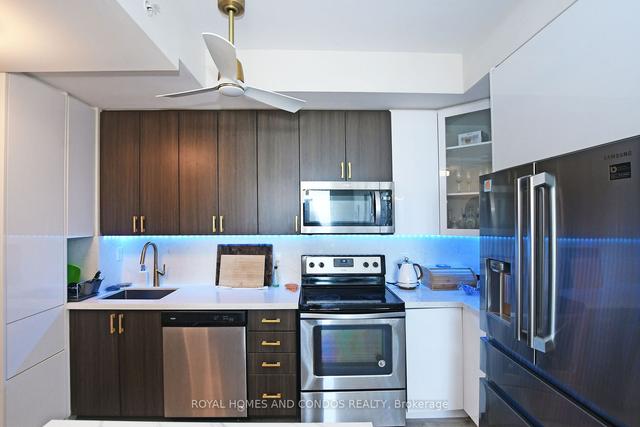 1107 - 22 East Haven Dr, Condo with 3 bedrooms, 1 bathrooms and 1 parking in Toronto ON | Image 7