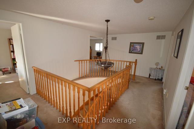 33 Love Cres, House detached with 5 bedrooms, 3 bathrooms and 6 parking in Ajax ON | Image 21